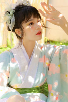 日本少妇裸体做爰高潮片